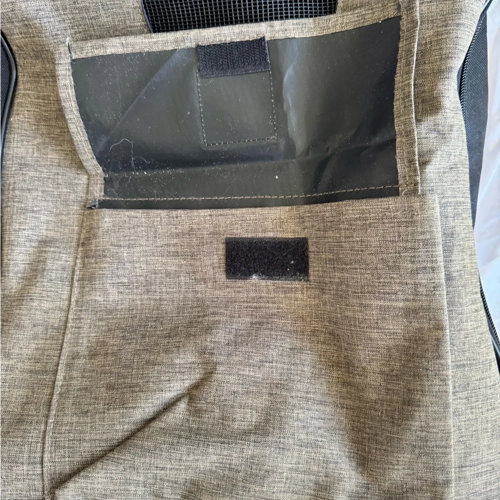 *US PET CLUB* MEDIUM SIZE PET CARRIER/BACKPACK SUPER COMFY FOR YOUR PET